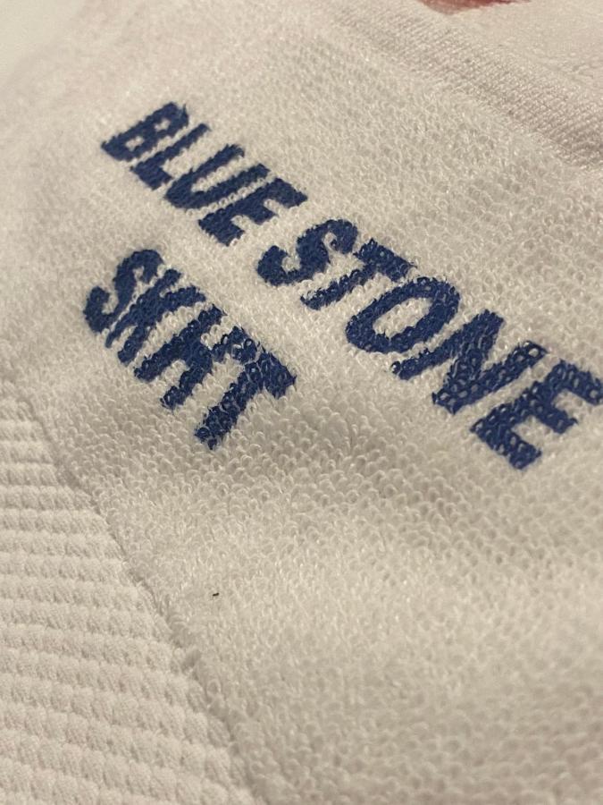 Hotel Bluestone Szrikalahaszti Kültér fotó